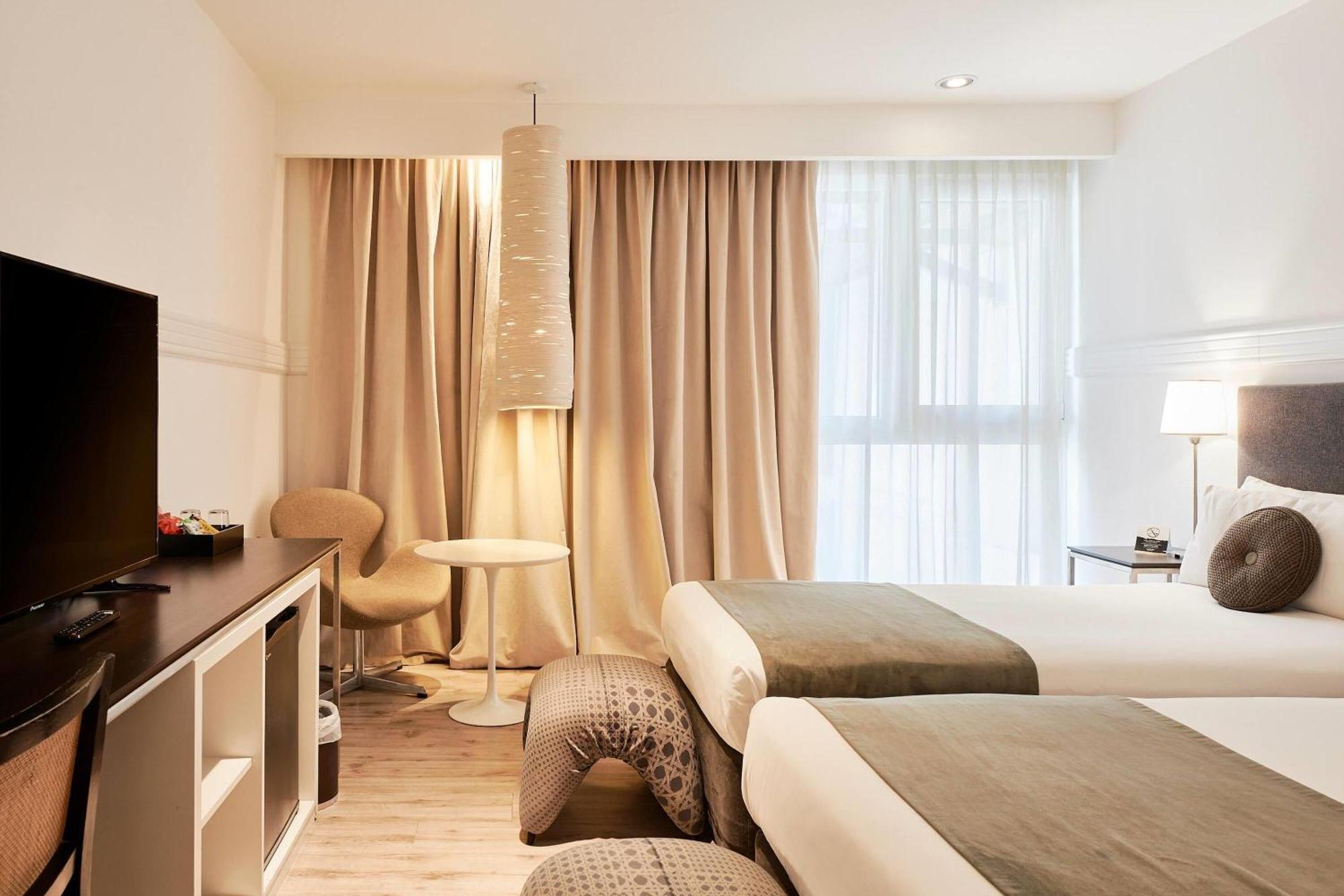 Esplendor By Wyndham Savoy Rosario Hotel Exterior photo